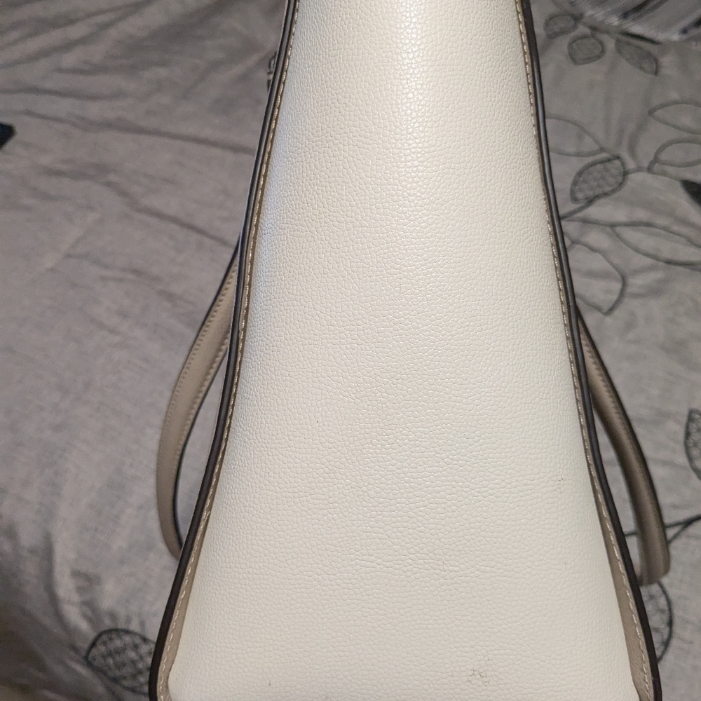 Kate Spade Tote Bag - Picture 5 of 10